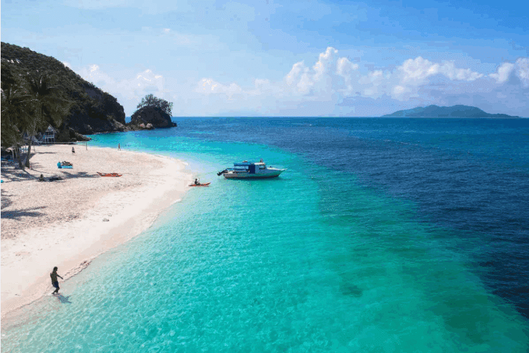 Private Car Hire Taxi Travel to Malaysia | Private Car With Driver Singapore To Malaysia | Mersing Private Car Hire